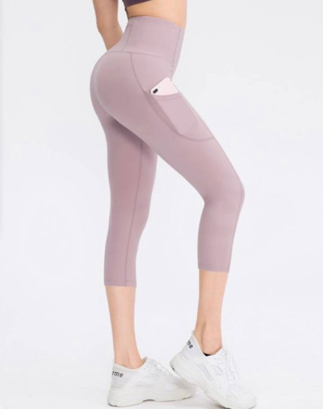 High Rise Capri Leggings